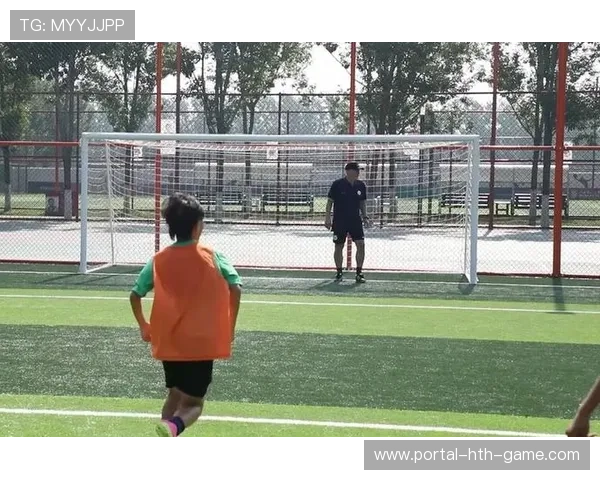 运动训练营引进外籍教练 提供多元化指导，国外运动训练专业